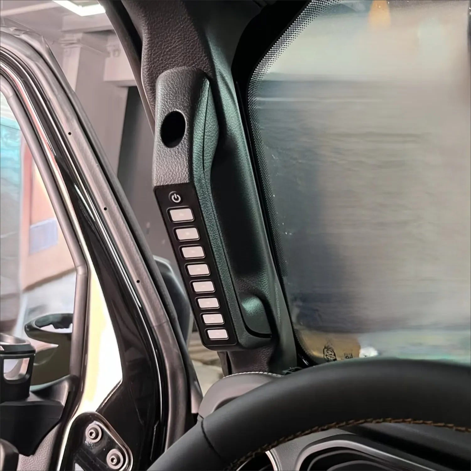 JEEP WRANGLER JL/JT - 8 SWITCH PROGRAMABLE GRAB HANDLE SWITCH PANEL - VOSWITCH JL810