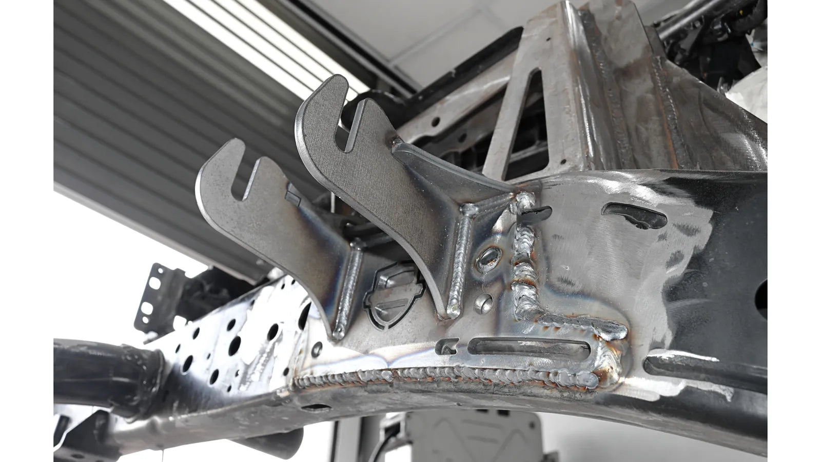 Massimo — Jeep Gladiator — Welded shock-mount bracket
