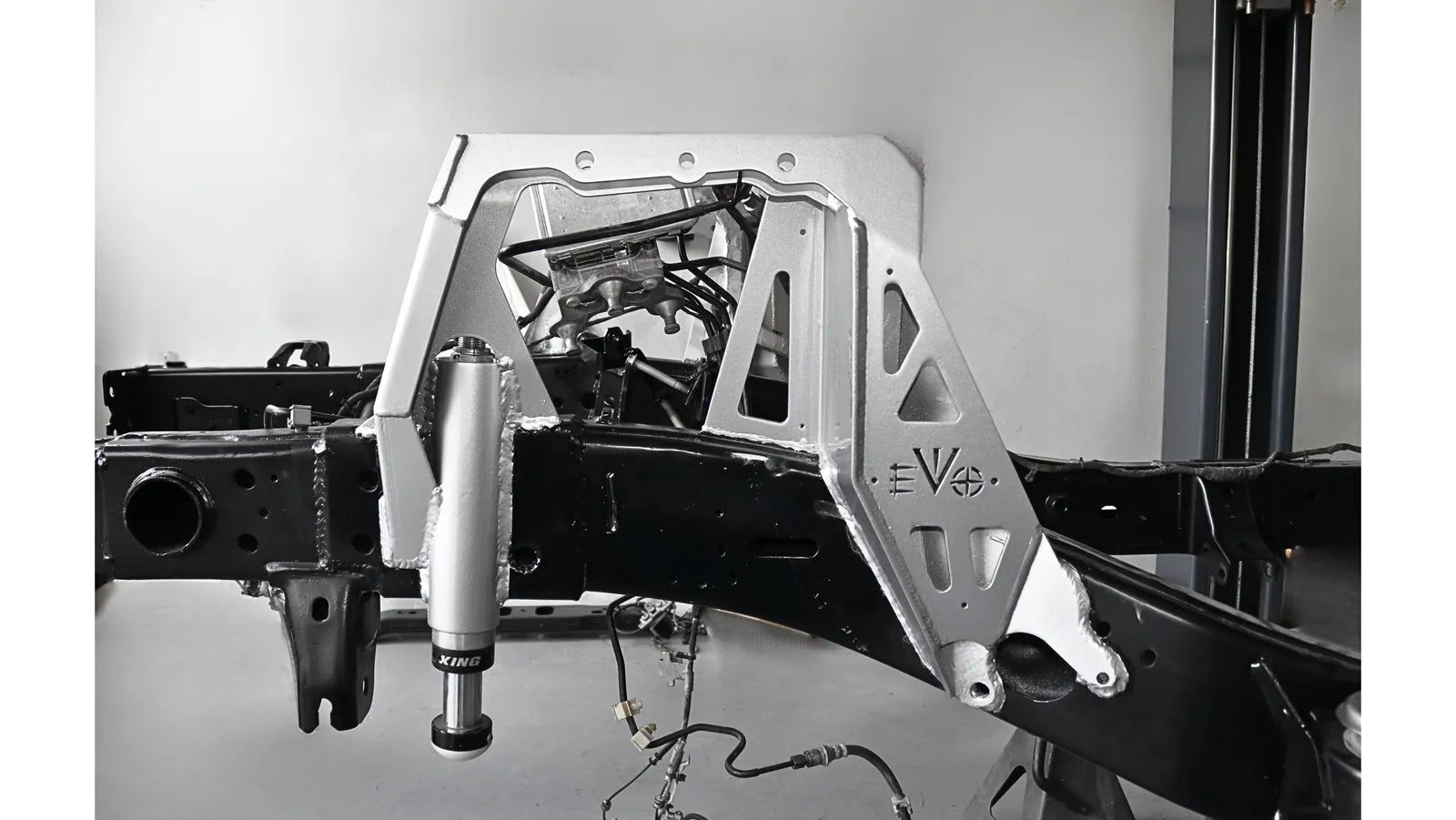 Massimo — Jeep Gladiator — EVO shock tower — King coilover